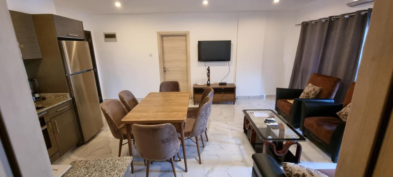 The Gallery Luxury Suites Cpg East Legon Exterior foto
