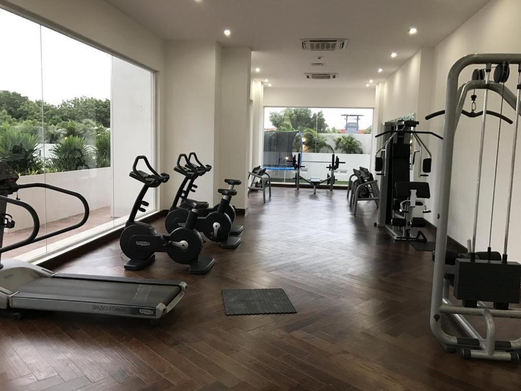 The Gallery Luxury Suites Cpg East Legon Exterior foto