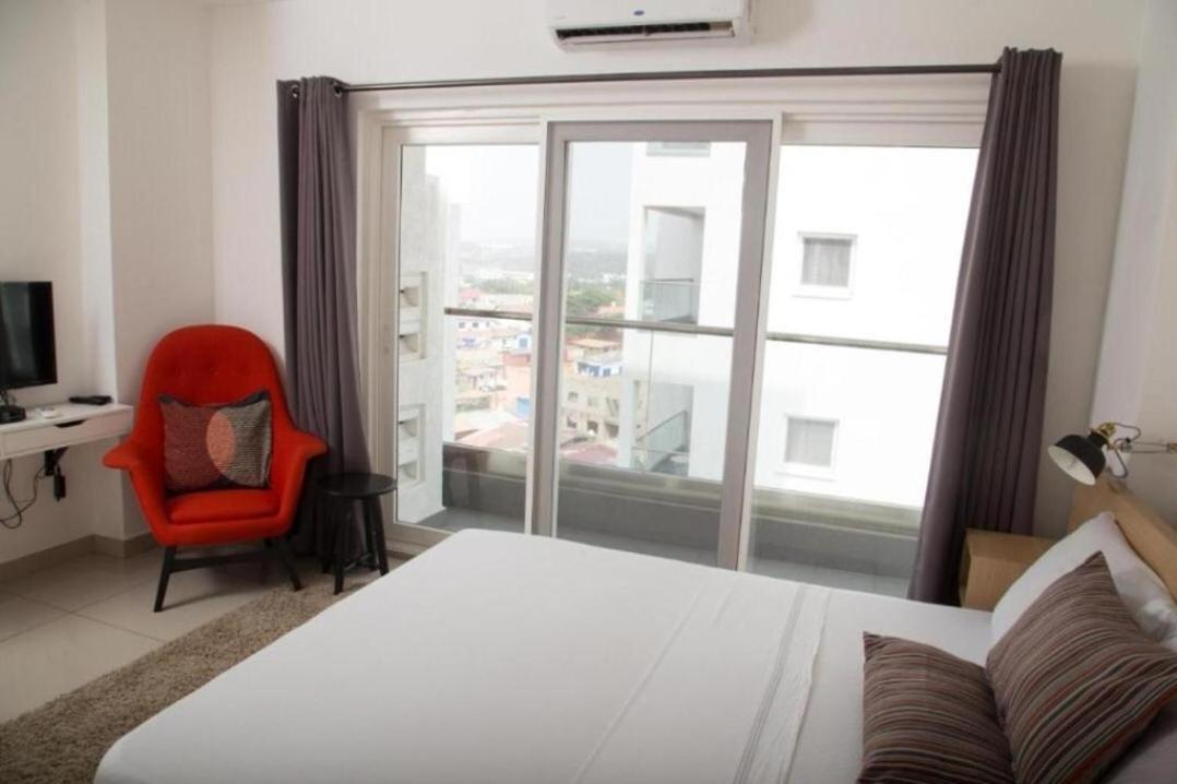The Gallery Luxury Suites Cpg East Legon Exterior foto